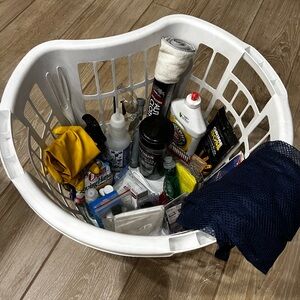 Cleaning supplies! 20+ items 🧼🧹🧽🪣Many/most new 🧺